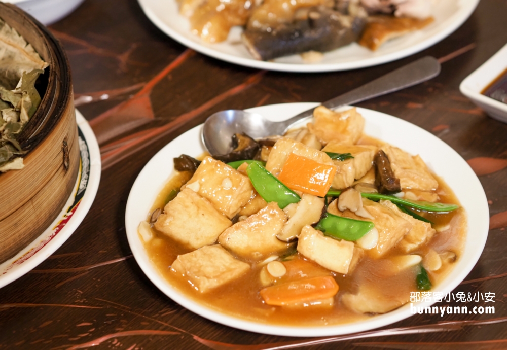 陽明山「冠宸食館」竹子湖天天爆滿的土雞城(2025菜單)