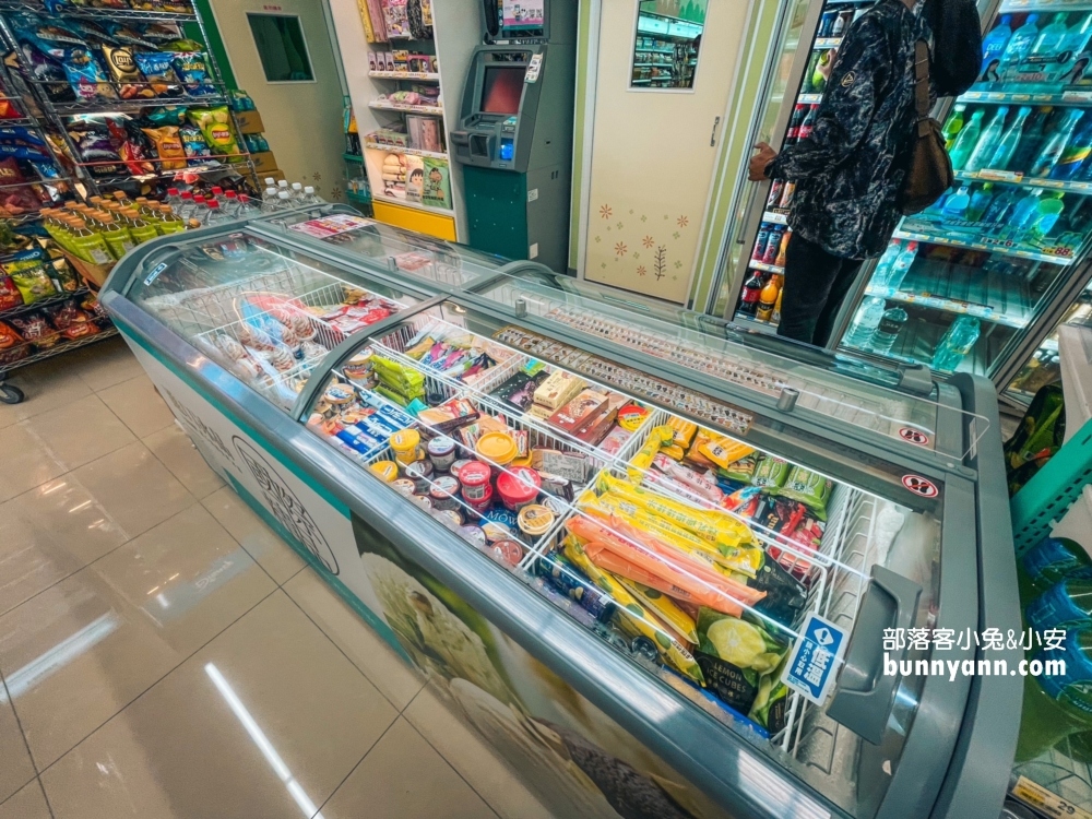 台61線休息地方》大安休息站，這裡有24小時超商與乾淨廁所