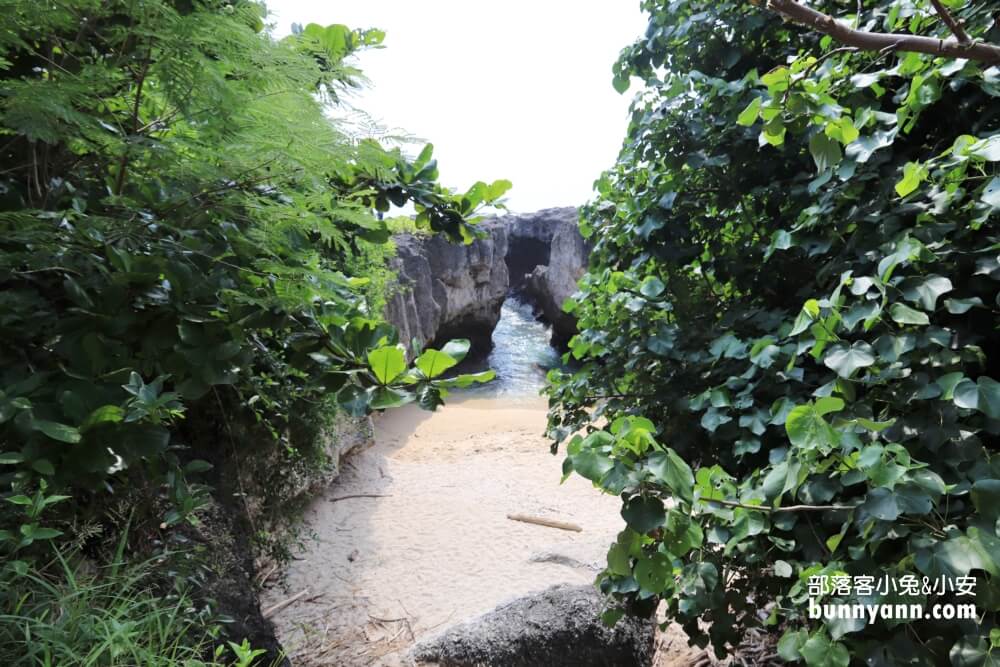 小琉球【龍蝦洞】夢幻海岬沙灘這裡拍，怎麼找我教你最佳攝影角度！