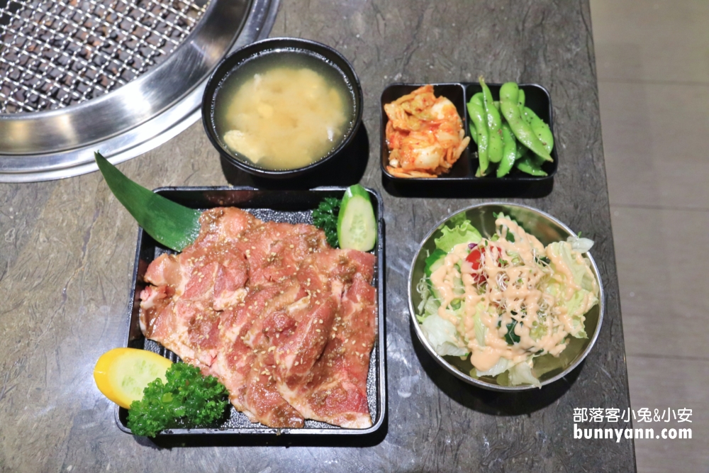 超好吃【龍榮燒肉】高CP值的牛雞豬肉烤物套餐
