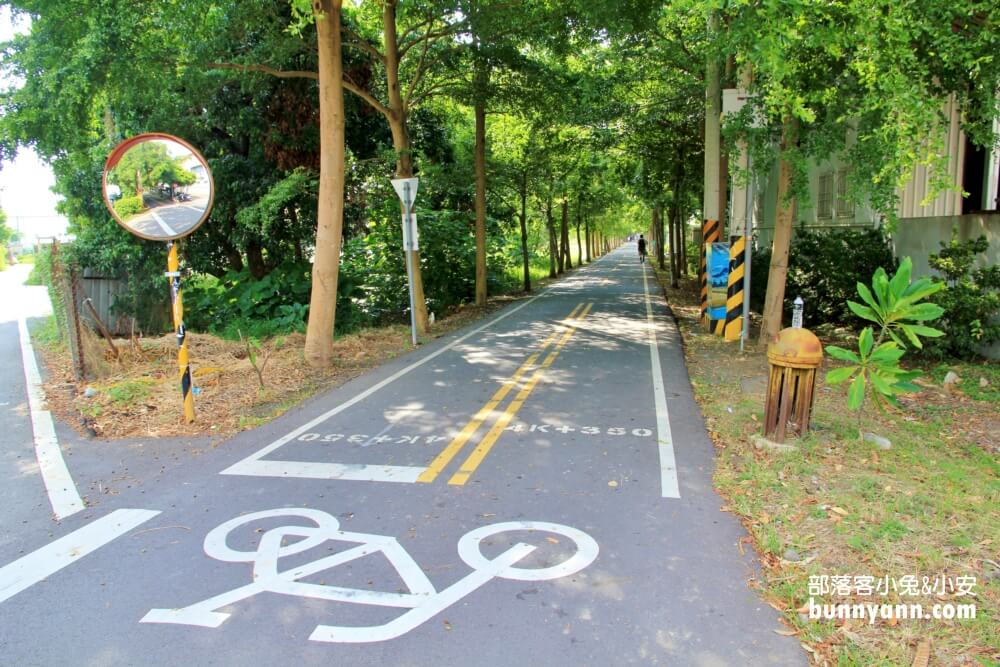 台中單車景點《潭雅神綠園道》浪漫s彎道與波浪自行車道真有趣!!