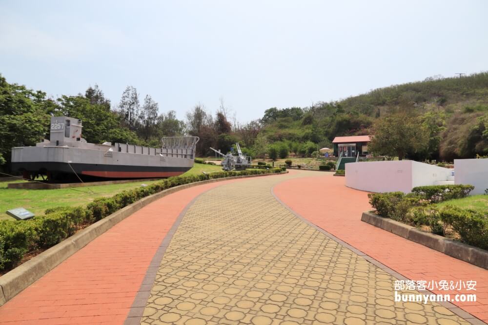 金門景點》翟山坑道，金門最美洞穴水上步道，免門票景點好拍好逛