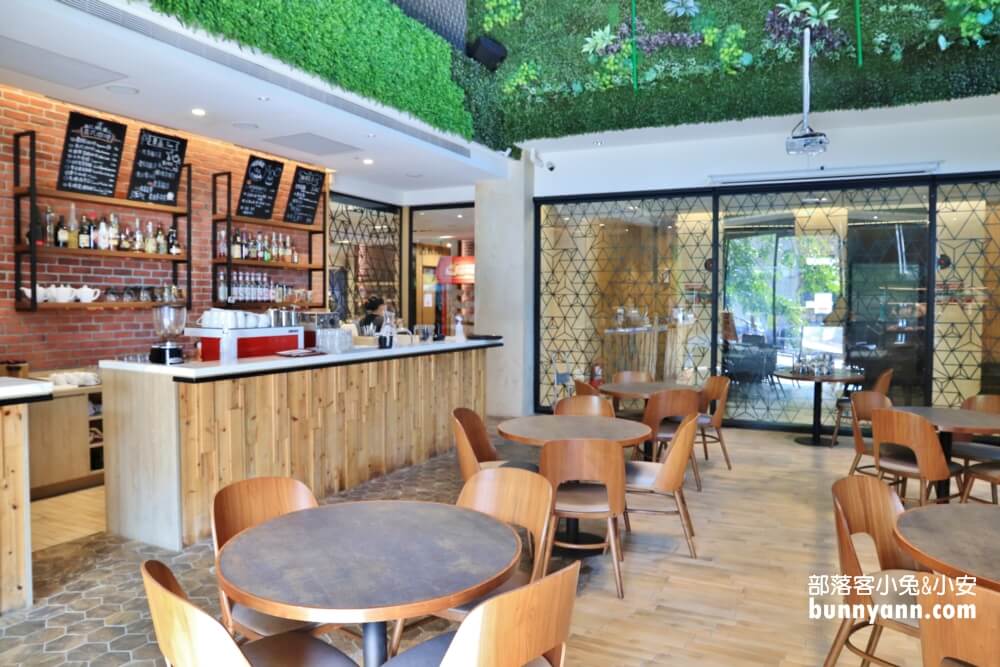 台南【夏都城旅安平館】超好玩親子飯店，早餐超多美食隨你選