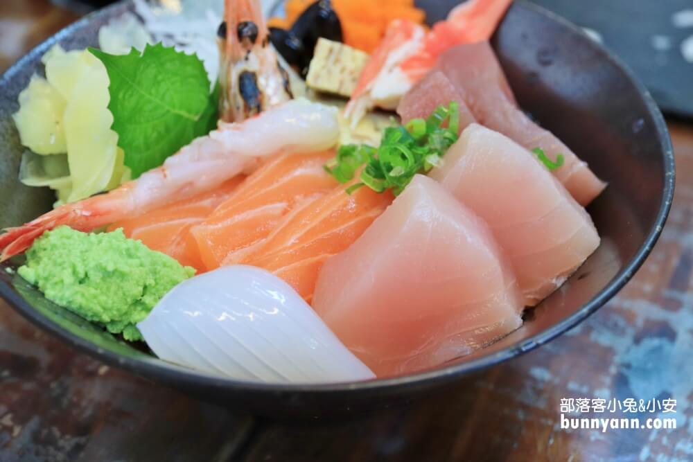 琉球番壽司，生魚片厚度份量沒在客氣，人氣丼飯便宜必點