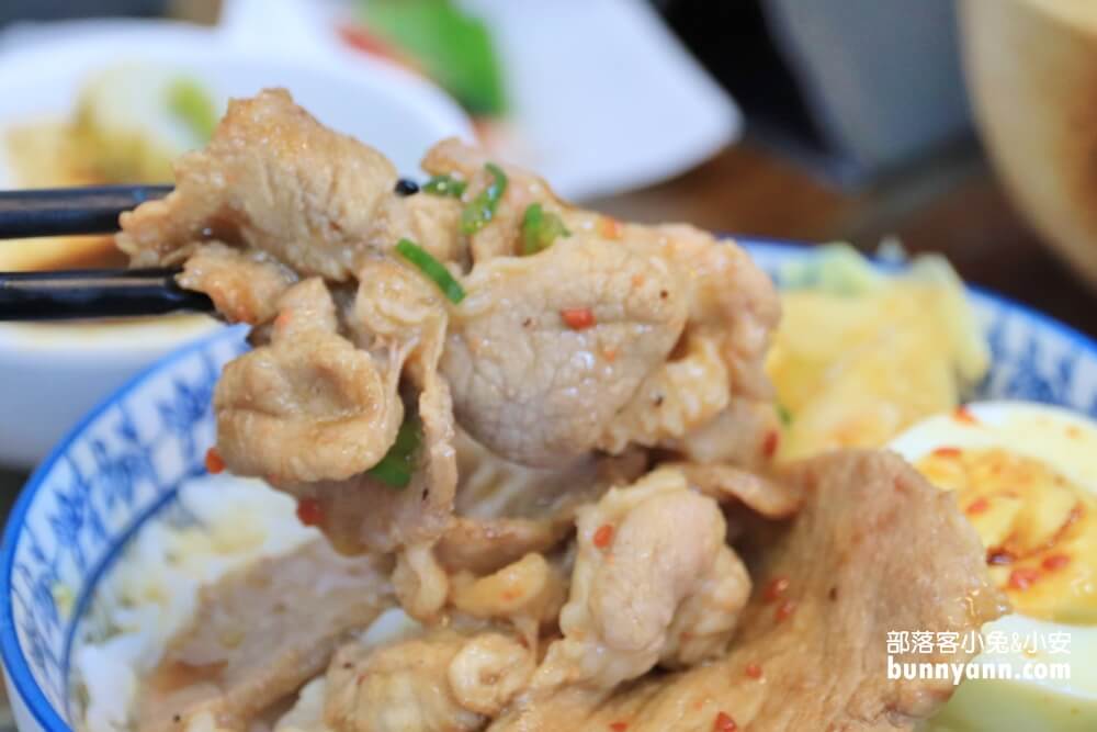 琉球番壽司，生魚片厚度份量沒在客氣，人氣丼飯便宜必點