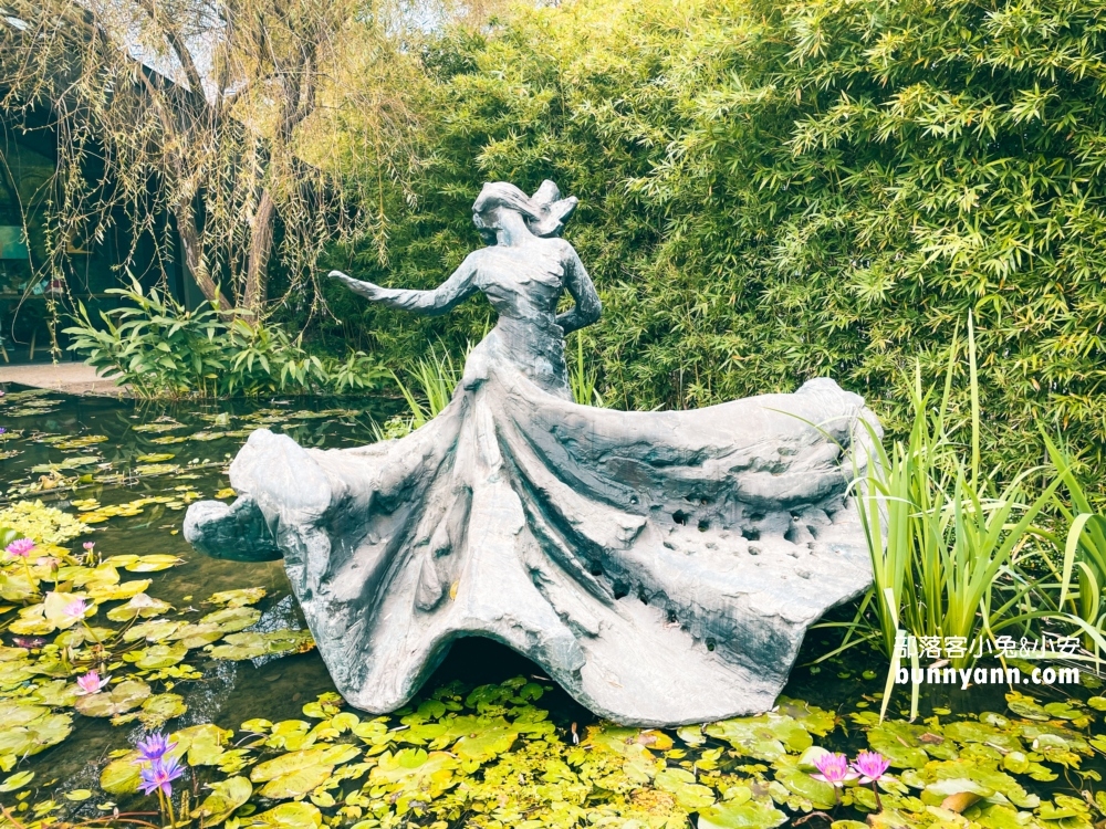淡水咖啡店「淡水雲門星巴克」推薦，山丘上的玻璃咖啡屋