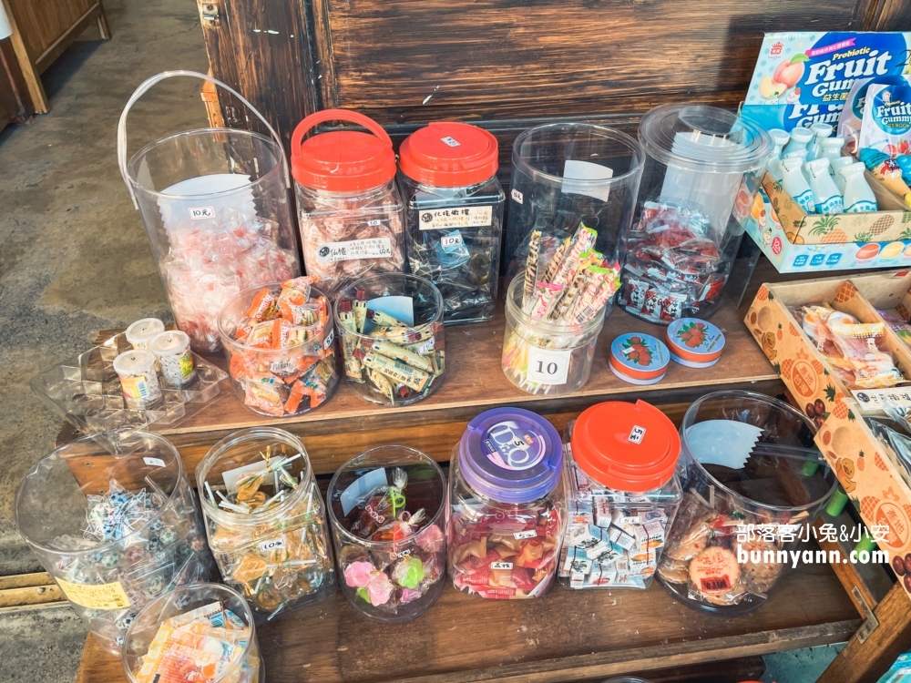 嘉義用九柑仔店，來買古早零食與童玩，偶像劇場景打卡