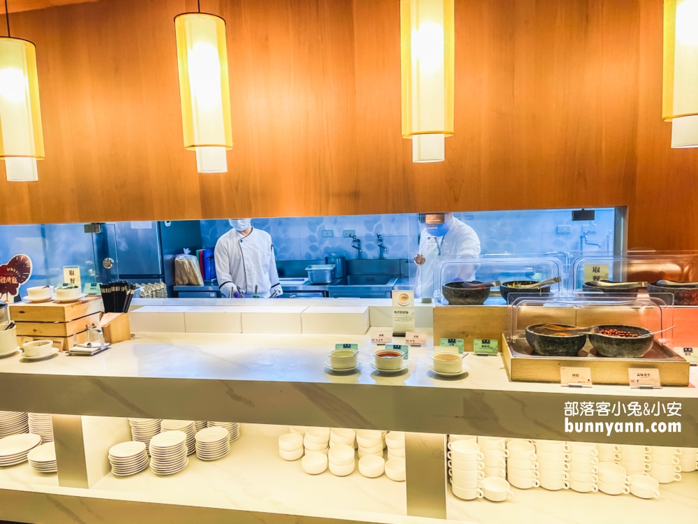 嘉義【長榮文苑酒店】住宿訂房優惠，徜徉無邊際泳池和親子空間