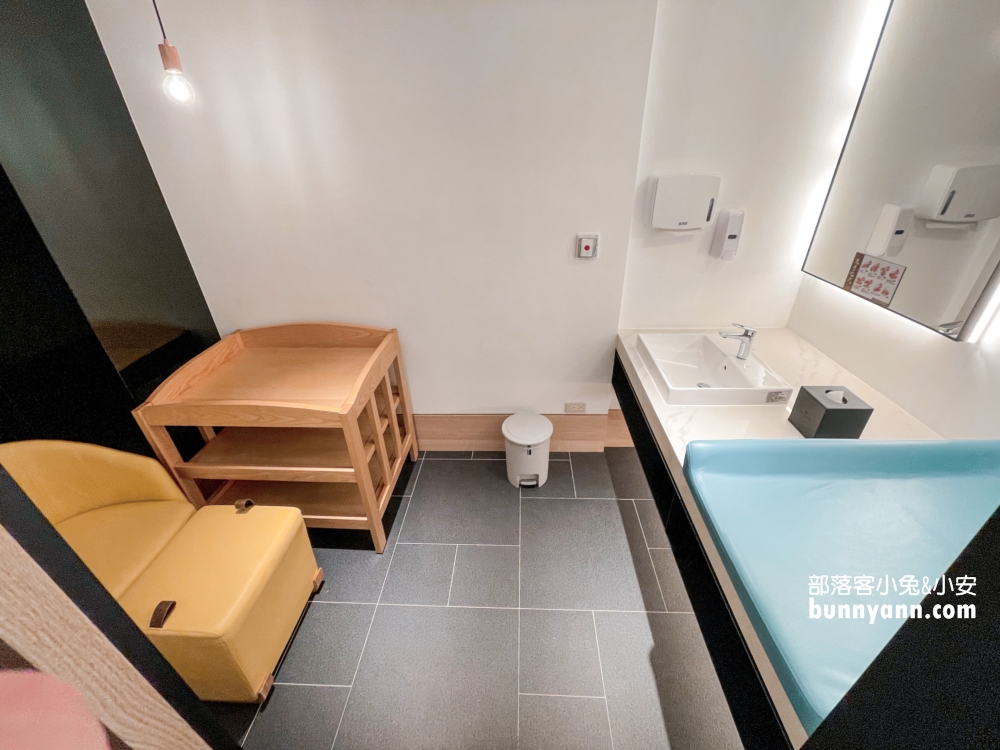嘉義【長榮文苑酒店】住宿訂房優惠，徜徉無邊際泳池和親子空間