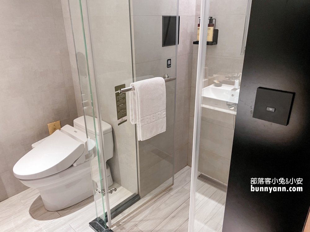 嘉義【長榮文苑酒店】住宿訂房優惠，徜徉無邊際泳池和親子空間