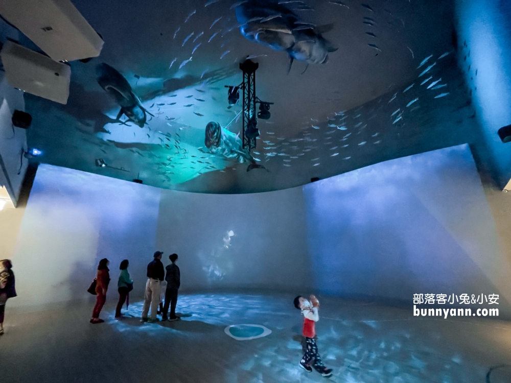 基隆【潮境智能海洋館】最強室內水族館，門票、優惠、交通全攻略