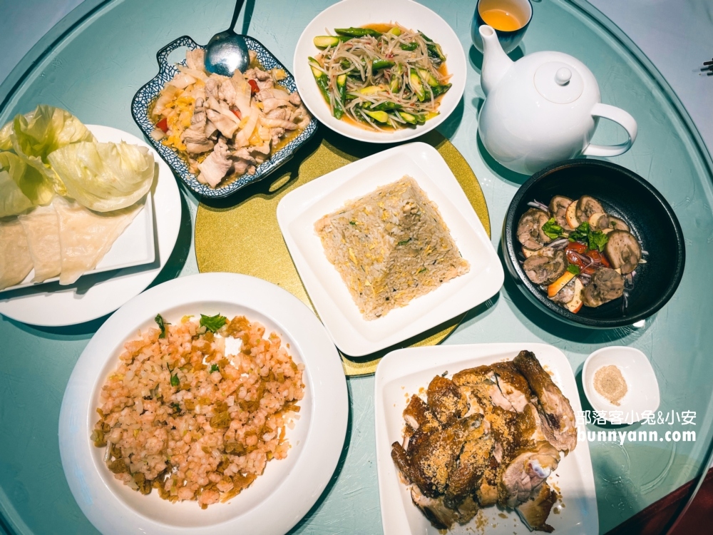 淡水【義山路黑二店排骨飯】藏在鐵皮屋裡的古早排骨飯
