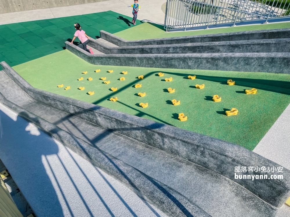 新竹【那魯灣文化聚落】暢遊草丘溜滑梯和單車道旅遊指南