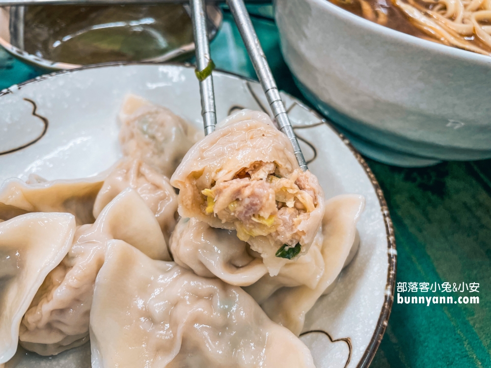 三重【高棚滿座牛肉麵】格致中學附近好吃的牛肉麵店