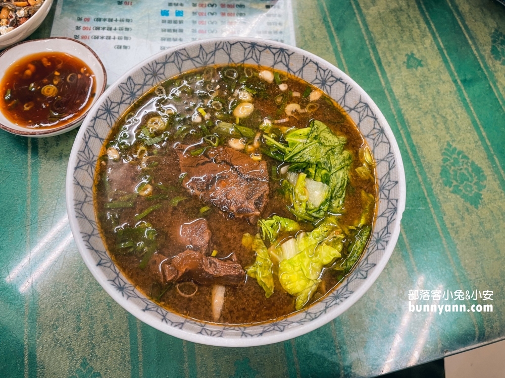 三重【高棚滿座牛肉麵】格致中學附近好吃的牛肉麵店