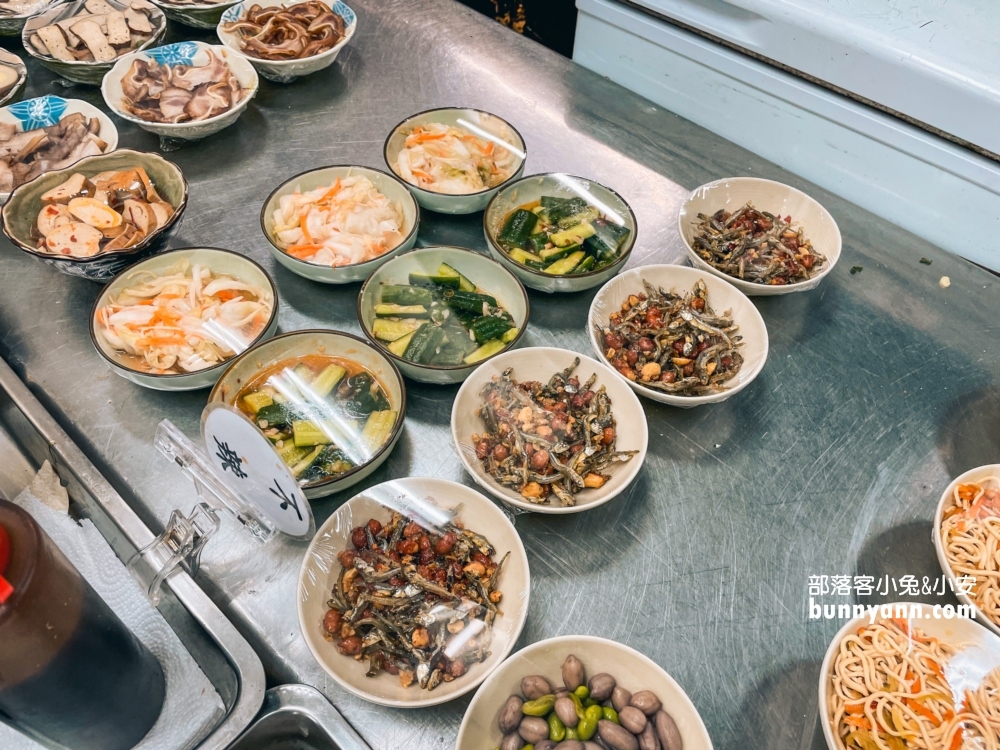 三重【高棚滿座牛肉麵】格致中學附近好吃的牛肉麵店