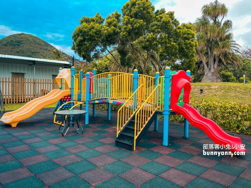 墾丁椰林會館海灘文旅，樓中樓看海房型超威武
