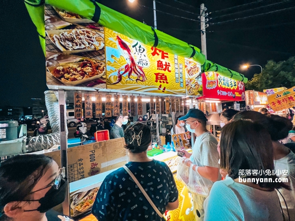 2025【旱溪夜市】推薦14家必吃美食，像是烤玉米、牛排、烤牡蠣都不錯吃