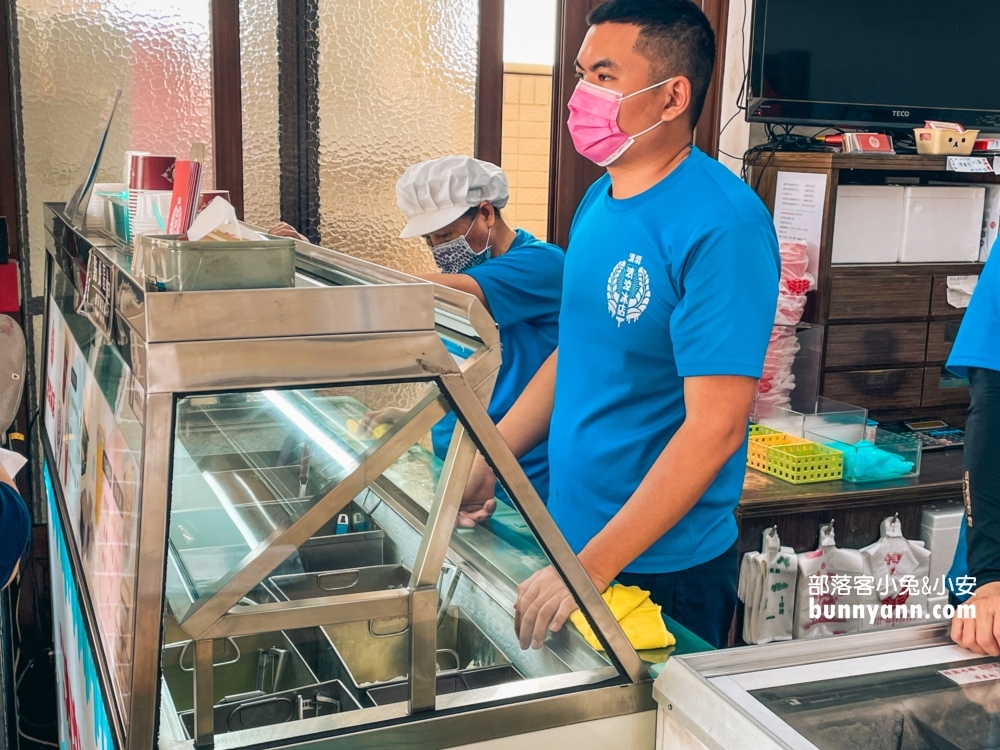 雲林斗六☀️50年老字號「溝垻清涼冰店」賣的三明治冰餅超好吃