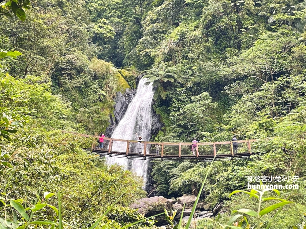 宜蘭【新寮瀑布步道】從入口處到瀑布來回只要40分鐘輕鬆走