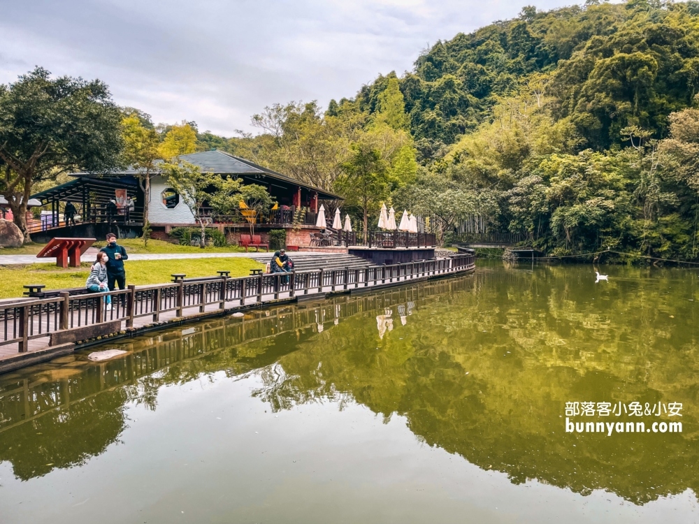 宜蘭【長埤湖精靈村】穿和服餵小動物，漫遊湖濱步道好悠閒