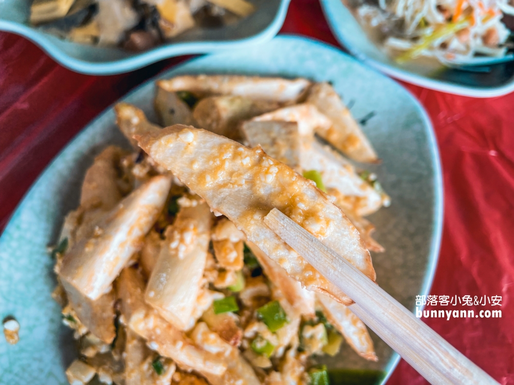 陽明山【青菜園】放山雞新鮮又美味，價格親民，CP值超高！