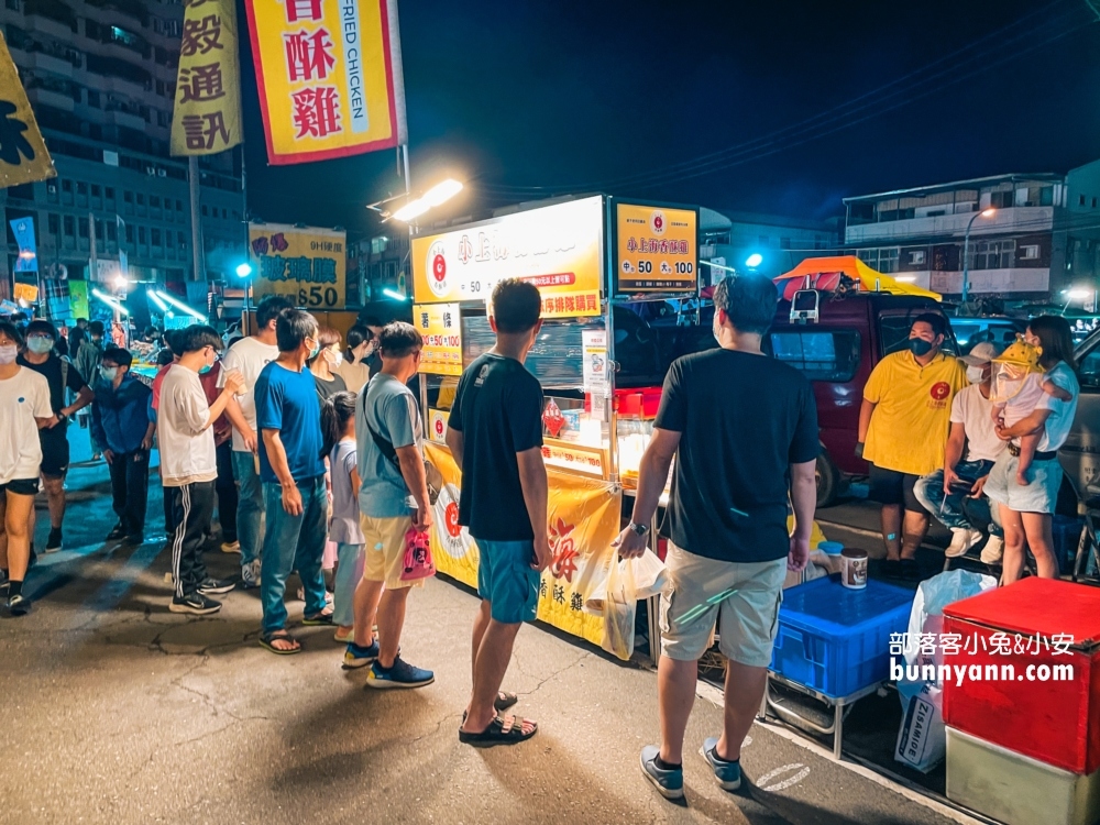 台南【武聖夜市】TOP10家必吃美食，雞排、蜜地瓜、果汁、脆腸通通有