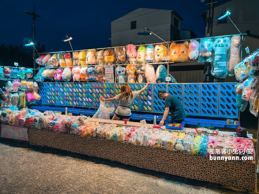 【埔里城觀光夜市】星期五六日營業的夜市，鴨血、地瓜球和臭豆腐每樣都好吃！