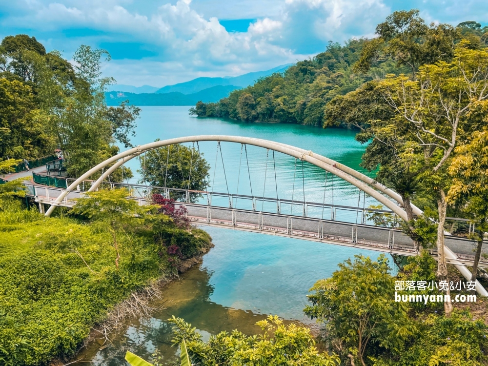 南投【向山遊客中心】最吸引人地方就是絕佳視野的日月潭湖景