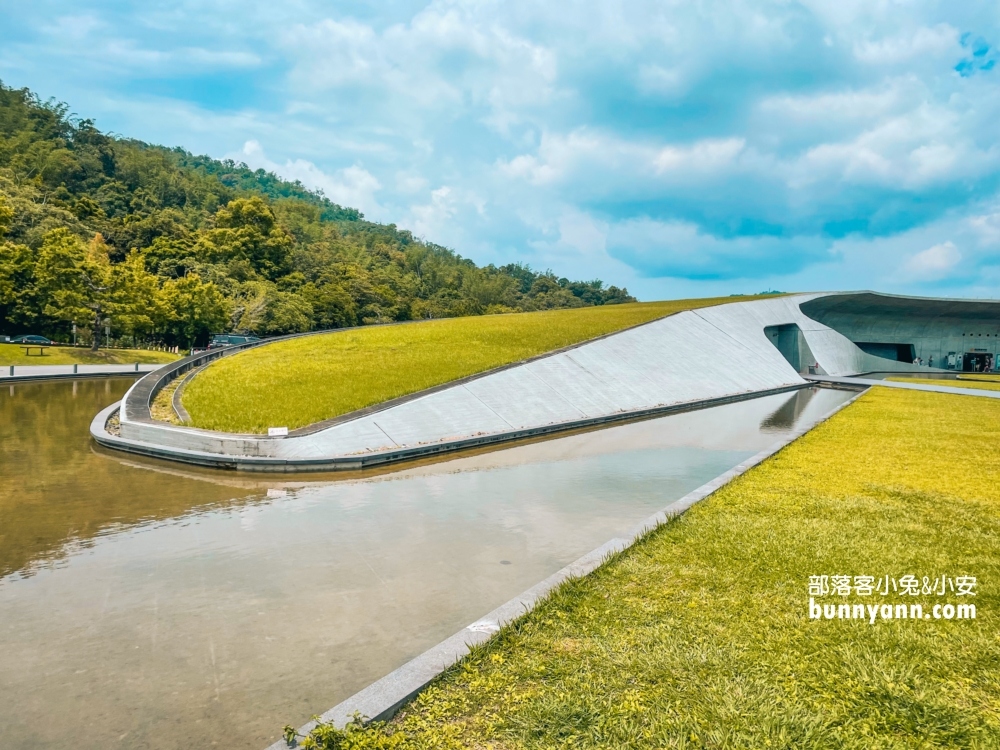 南投【向山遊客中心】最吸引人地方就是絕佳視野的日月潭湖景