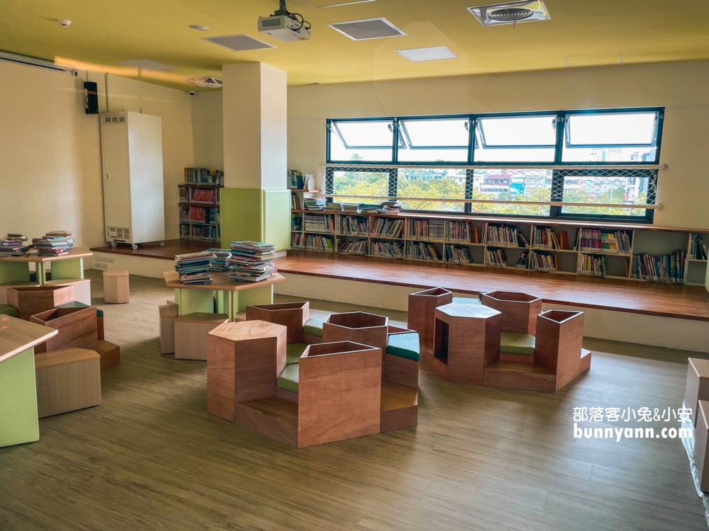 宜蘭景點》幾米圖書館， 宜蘭市立圖書館開放時間與設施分享。