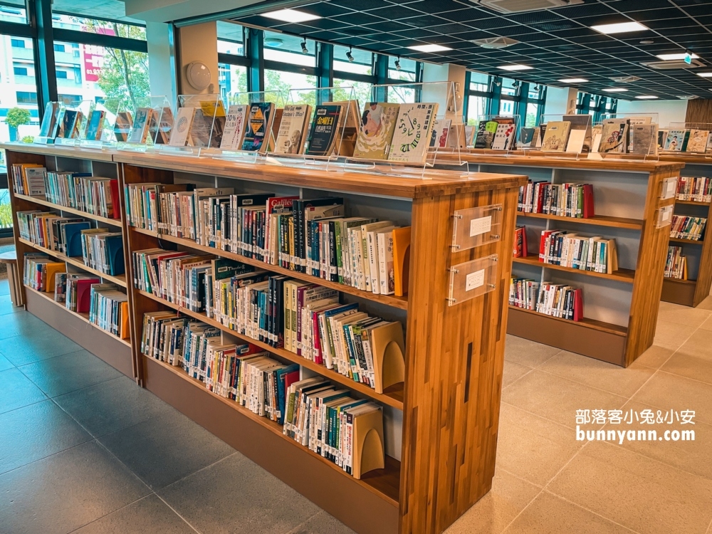 宜蘭景點》幾米圖書館， 宜蘭市立圖書館開放時間與設施分享。