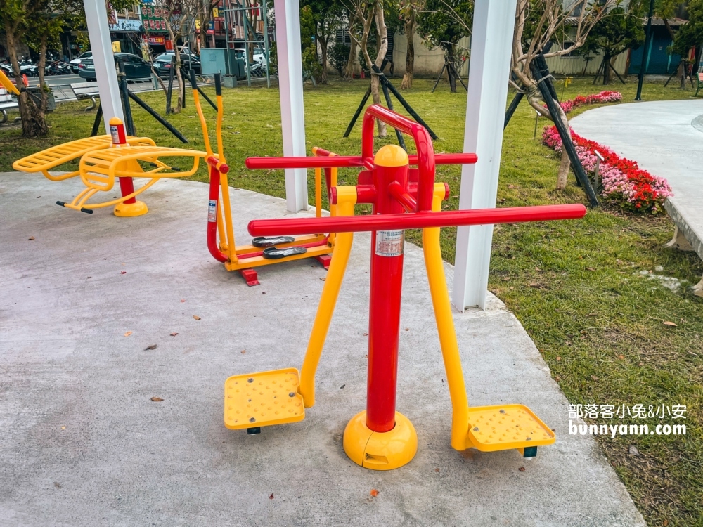 宜蘭「羅東九號公園」好好玩，可玩水玩溜滑梯跟盪鞦韆