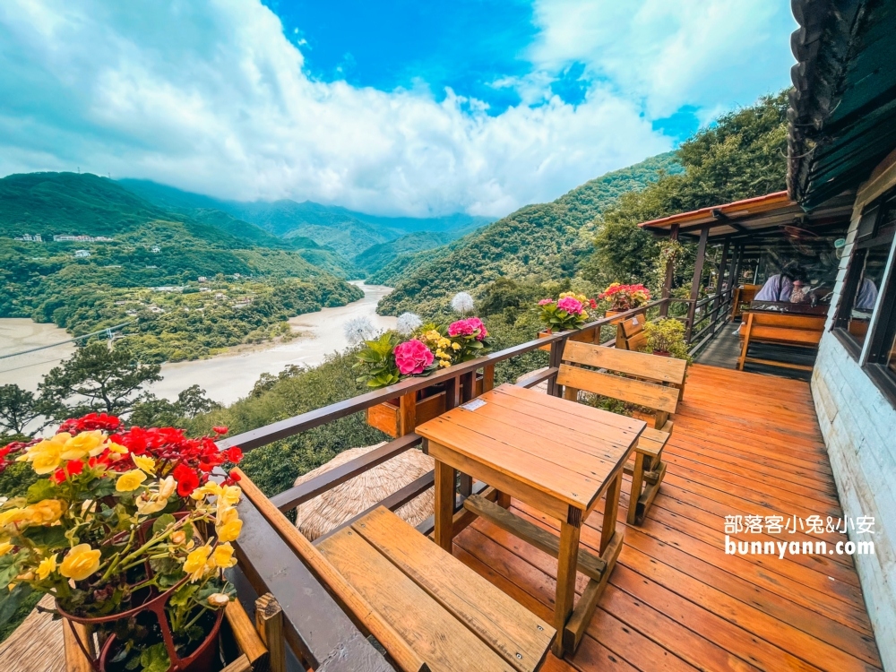 桃園復興【森鄰水岸景觀咖啡館】山中村內的視野良好餐廳