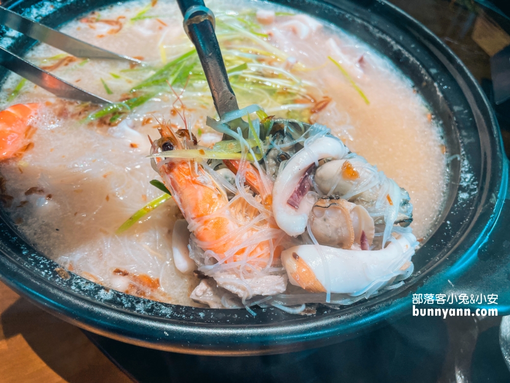古坑【八斗子海鮮餐廳】每週二公休海產店，龍蝦、生魚片和小卷米粉都好吃!