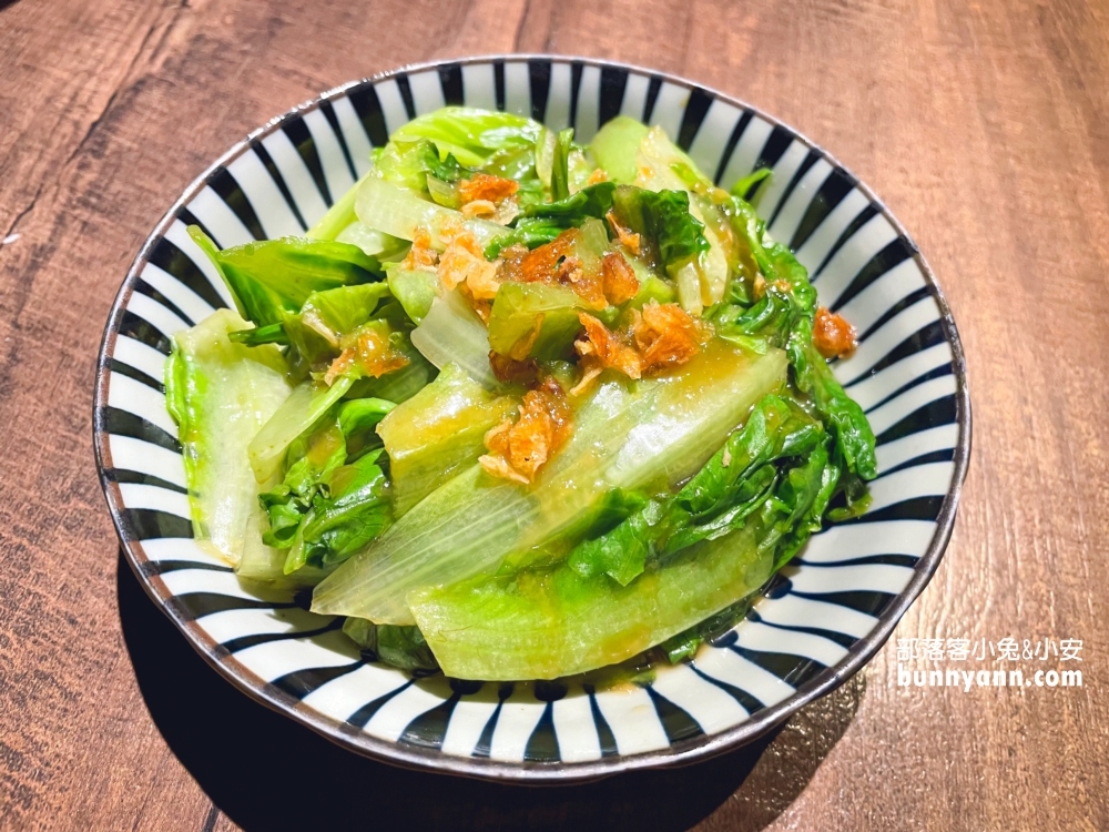 基隆美食古月香熬粹牛肉麵，停車資訊與菜單分享