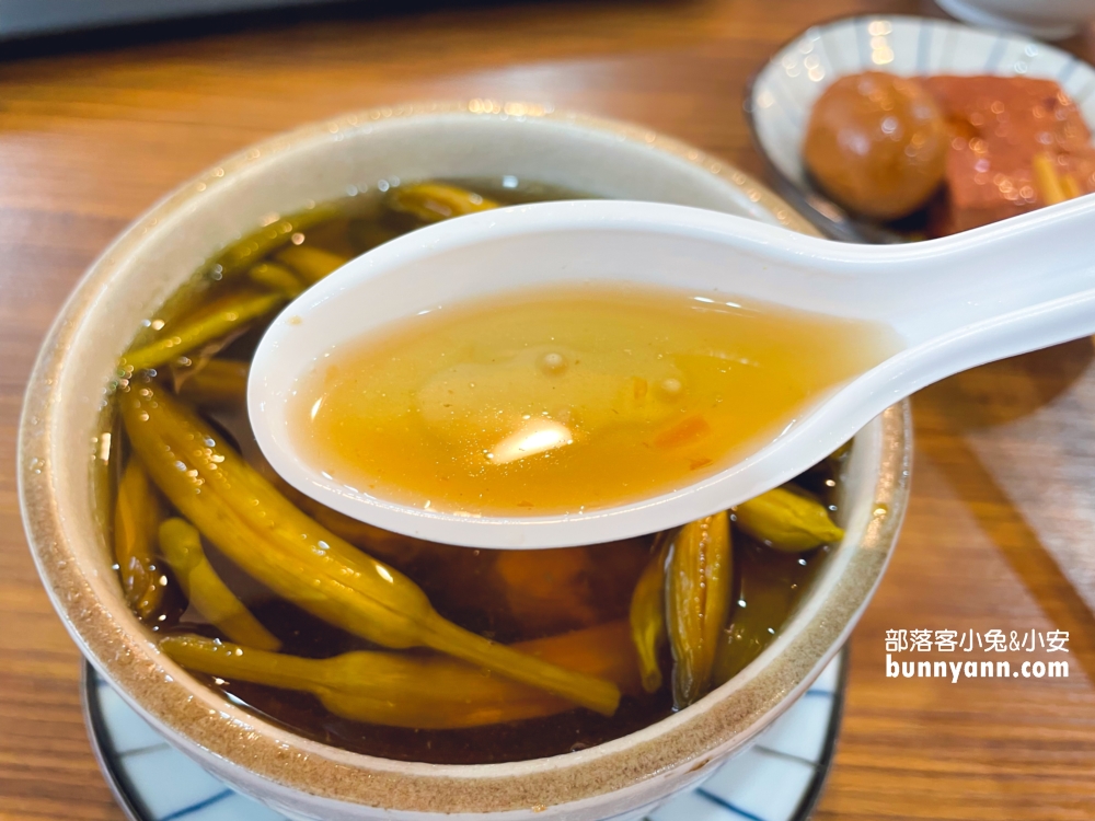 基隆美食推薦十二堂，地表最強雞滷飯好好吃(菜單)