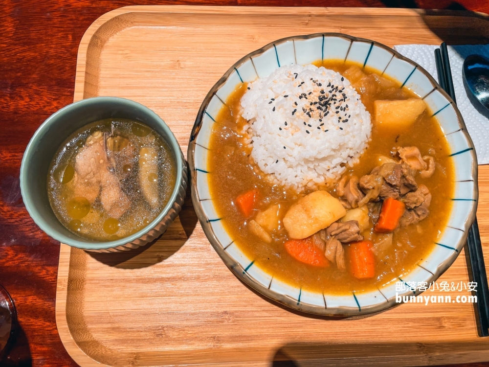 紫の饌斜張橋觀景咖啡廳，欣賞斜張橋夜景泡茶秘境