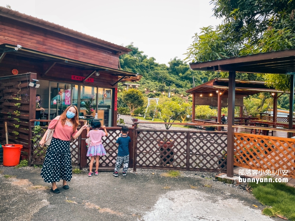 紫の饌斜張橋觀景咖啡廳，欣賞斜張橋夜景泡茶秘境