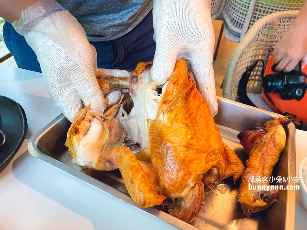 陽明山【福田園休閒農場】爽吃桶仔雞和私房玩水地點