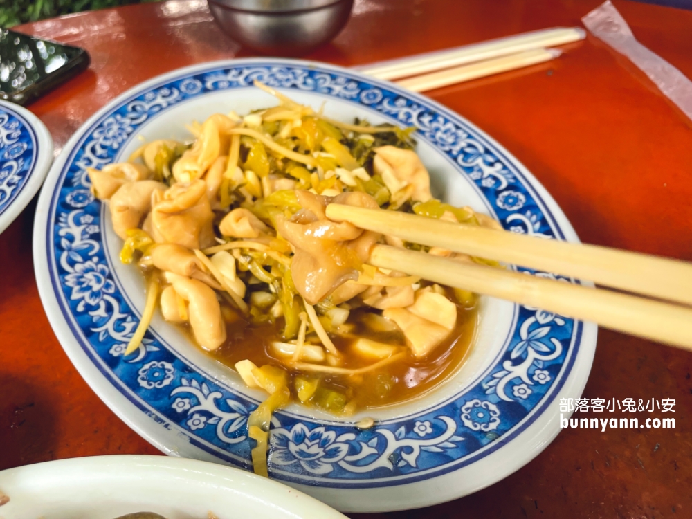陽明山【山園野菜餐廳】谷歌4顆星的評價不錯的山產餐廳！