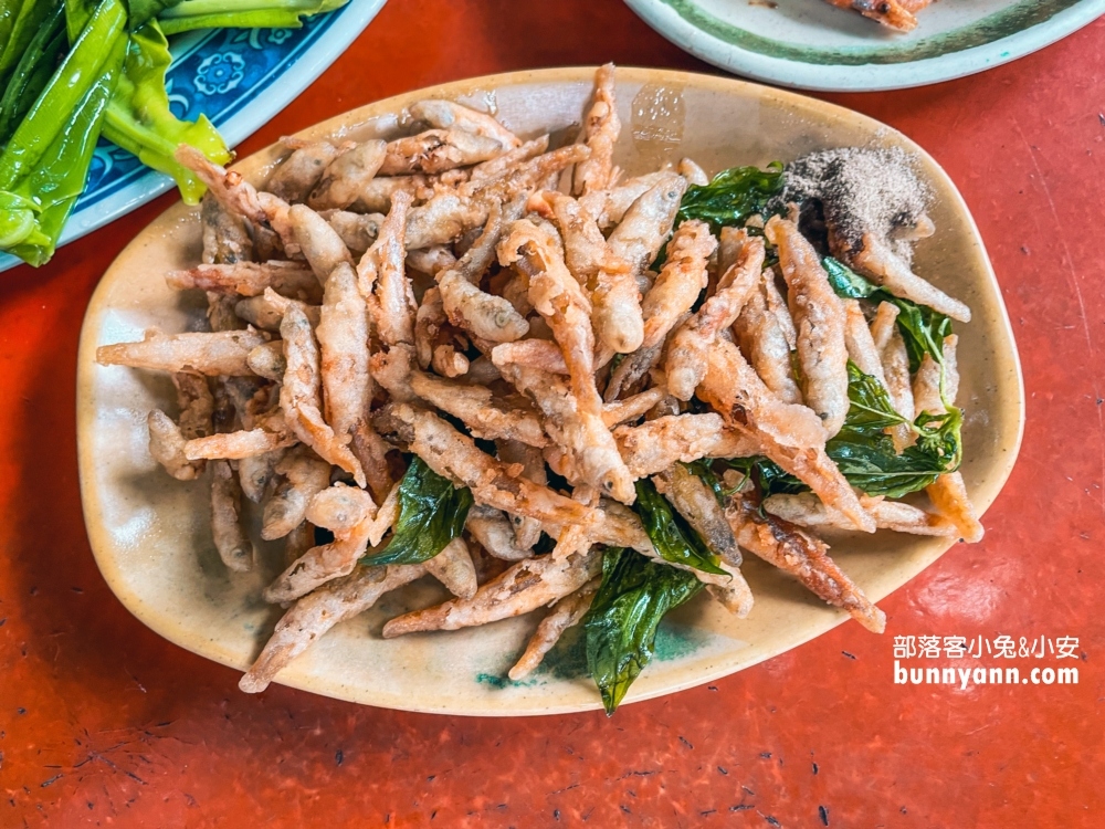 陽明山【山園野菜餐廳】谷歌4顆星的評價不錯的山產餐廳！