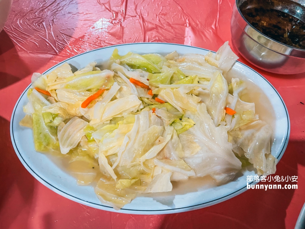 上旺農家樂桶仔雞，預約制土雞城好吃(菜單)