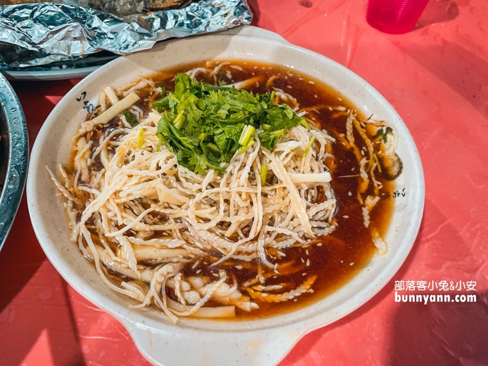 上旺農家樂桶仔雞，預約制土雞城好吃(菜單)