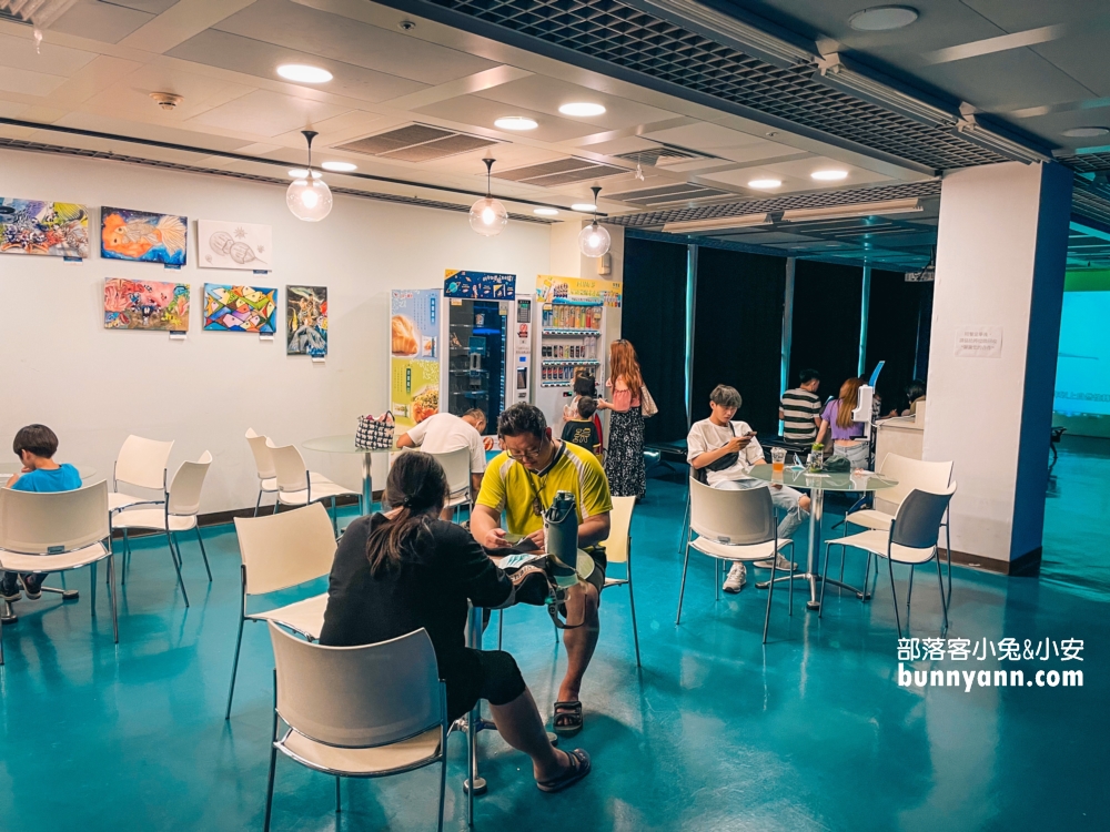 屏東【長治水族館】有很多稀奇古怪的魚類和蝦子，門票價格也很親民