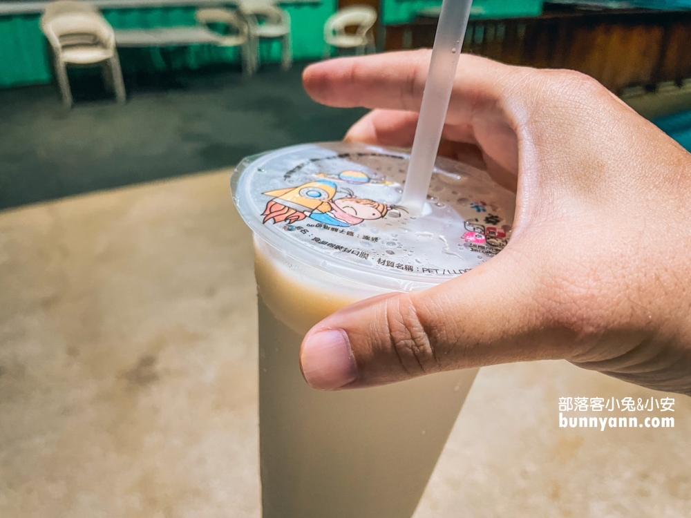 【路竹夜市】美食推薦這些好味道，必吃臭豆腐和章魚燒丸子