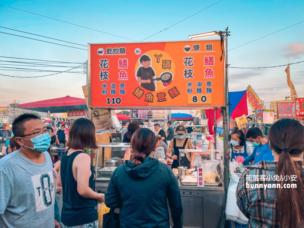 【路竹夜市】美食推薦這些好味道，必吃臭豆腐和章魚燒丸子