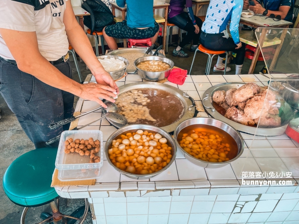 阿倫冰店潮州燒冷冰，芋頭入口即化，芝麻湯圓好吃