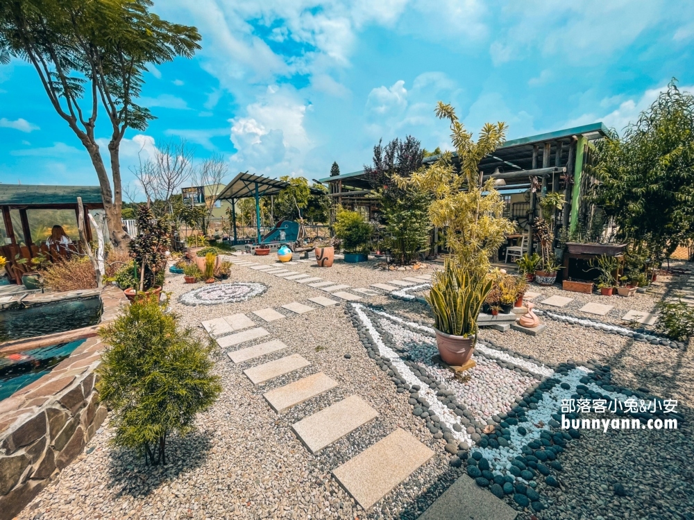 桃園景點47二次方咖啡花園，暢遊夢幻花園與親子沙坑