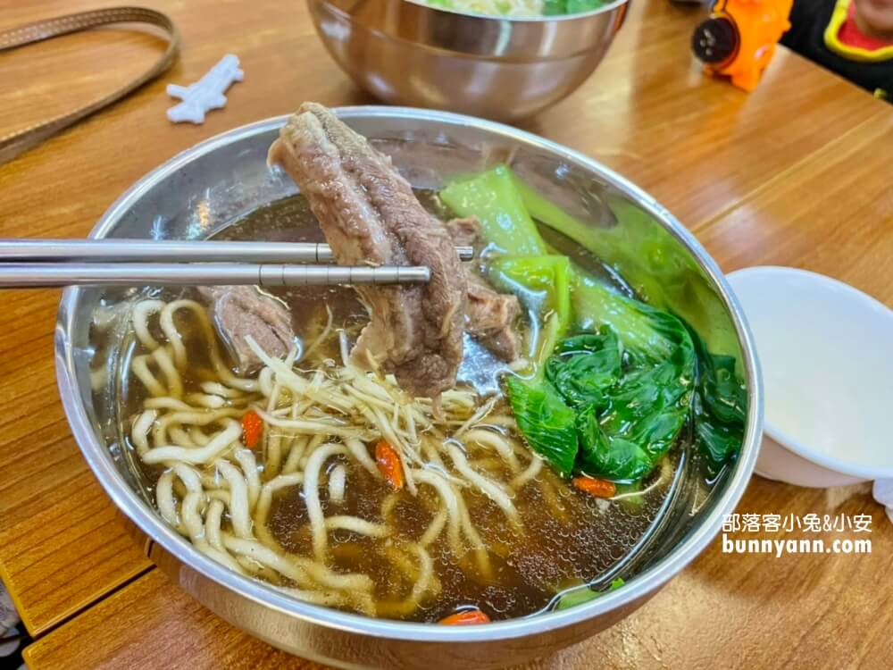 桃園【大溪老街】推薦必吃必買的老街美食，老街一日遊這樣玩！